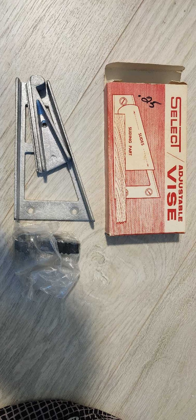 Select Adjustable Vise