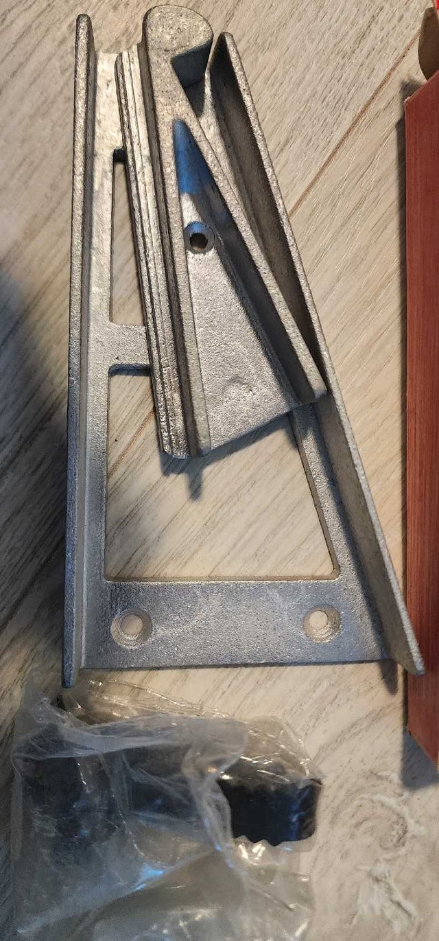 Select Adjustable Vise - photo 4