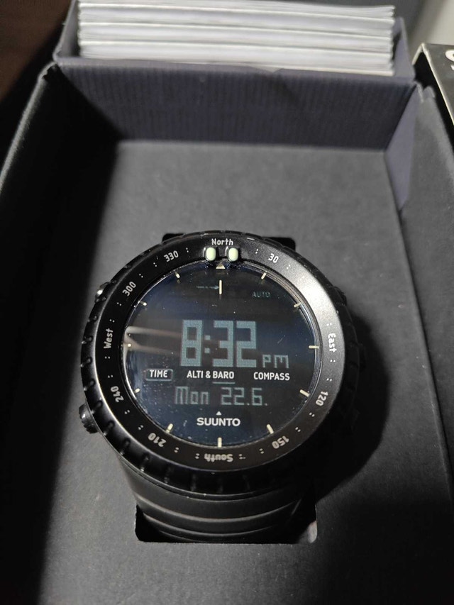 Suunto Core All Black Outdoor Watch – Fresh Battery, Box Include