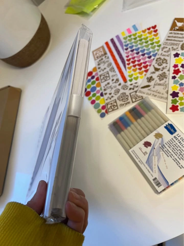 ⚽ New Sketch pad with Markers & stickers - photo 3
