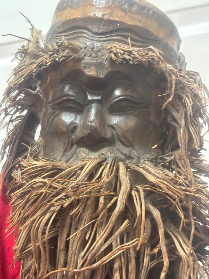 Vintage Hand-Carved Bamboo Root Wooden Mask with Long Fiber Bear - photo 4