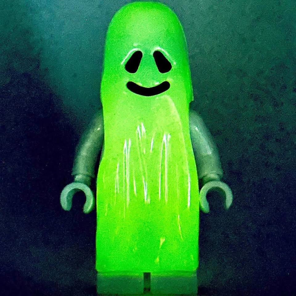 LEGO Castle Ghost Minifigure glow in the dark 90s