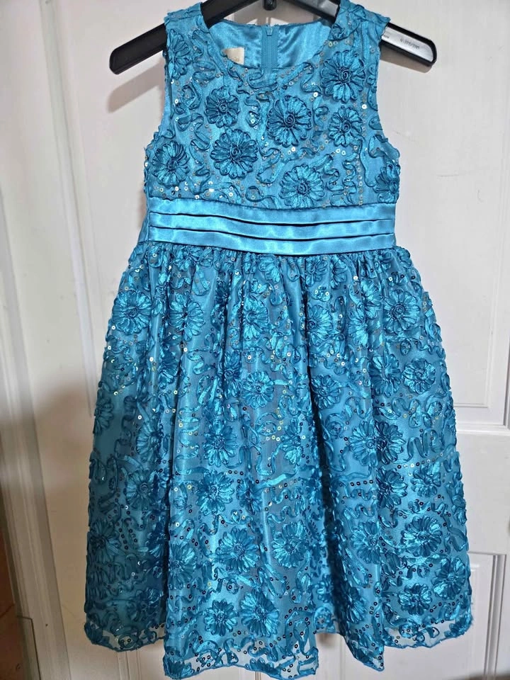 Kids dress size 7 blue