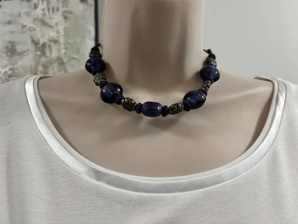 Beautiful Vintage-Style Statement Necklace and Earrings ⚽️ - photo 3