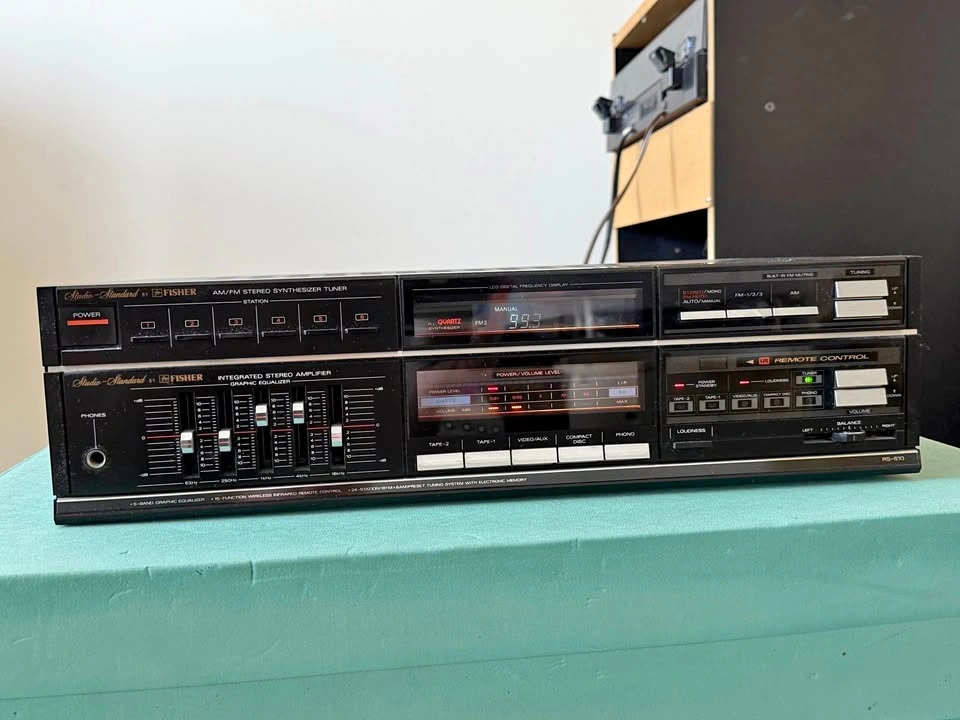 Vintage Fisher RS-610 Stereo Amplifier/Receiver