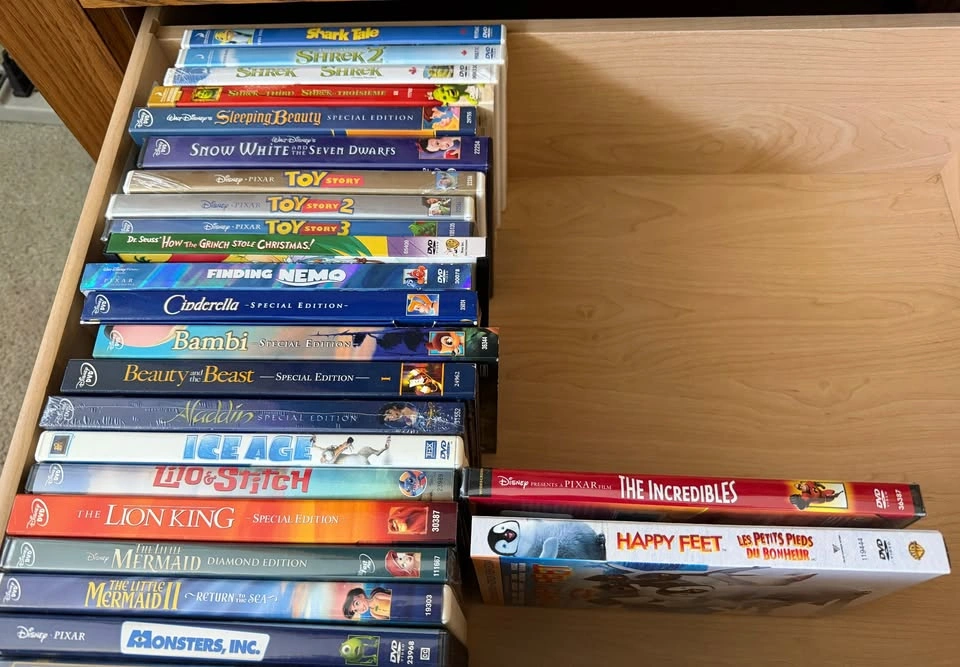 Disney/Pixar DVD Collection – 23 Movies