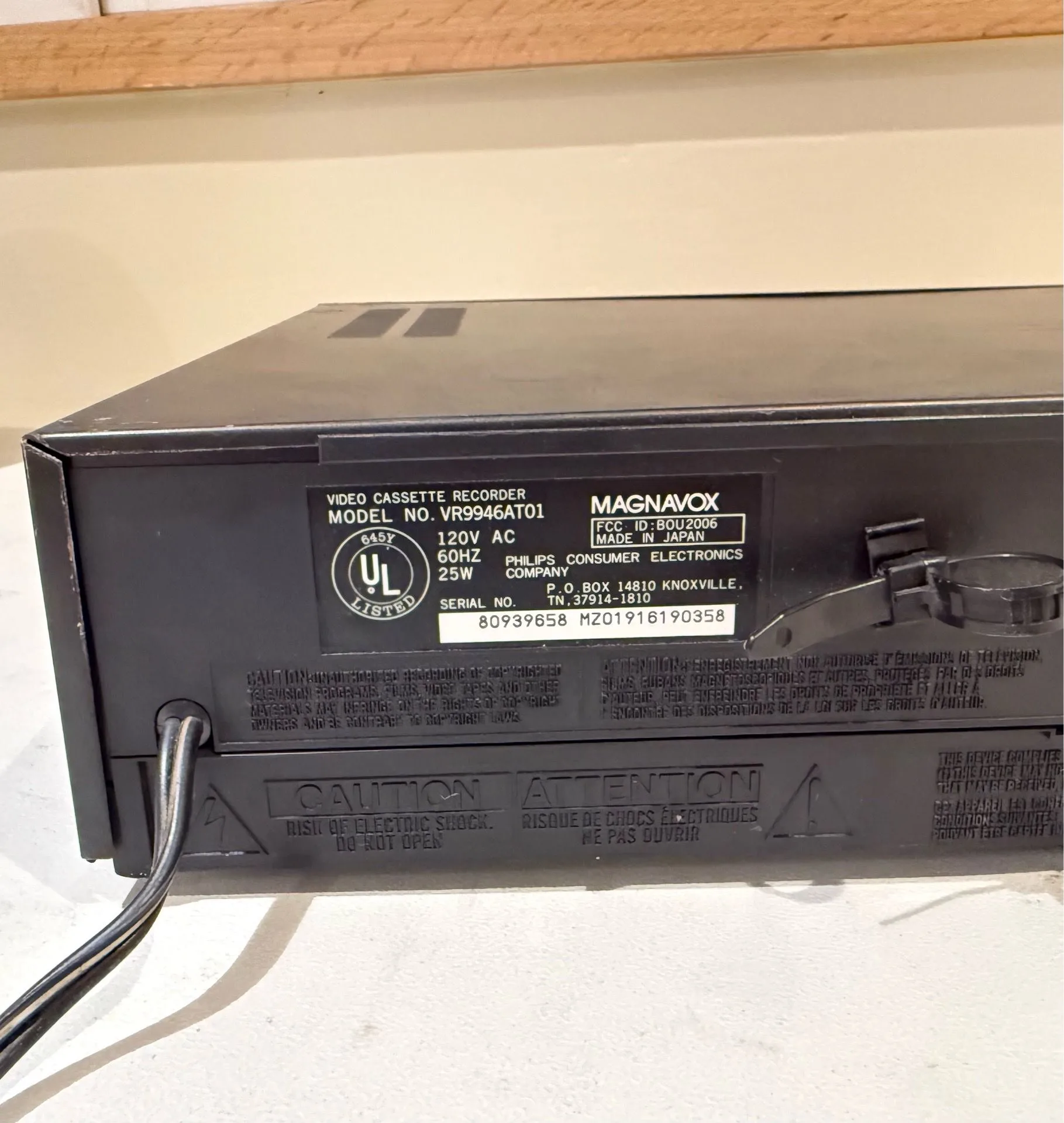 Vintage Magnavox VHS VCR – Powers On! - photo 4