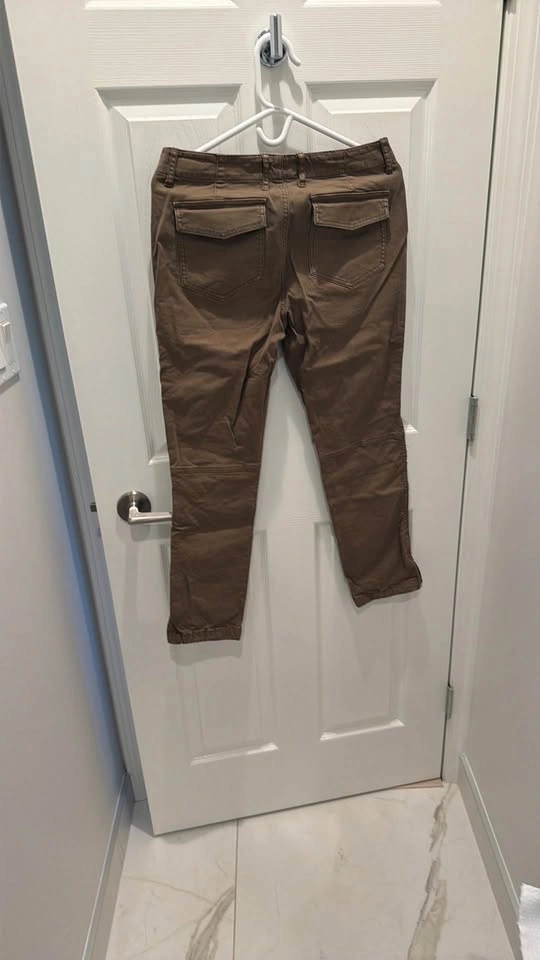 Aritzia TNA Brown Cargo Pants - photo 4