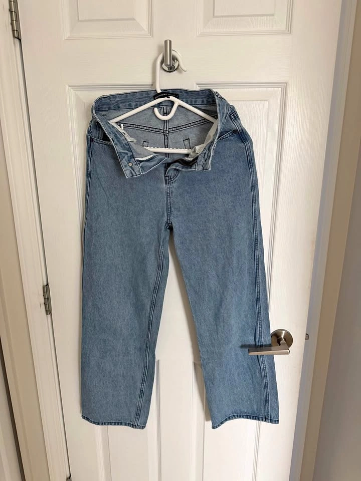 Light Wash Straight Leg Jeans