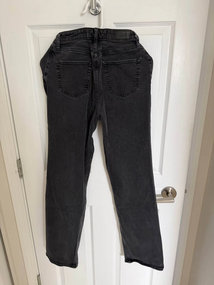 Hollister Ultra High-Rise Dad Jeans in Washed Black Gray - photo 3