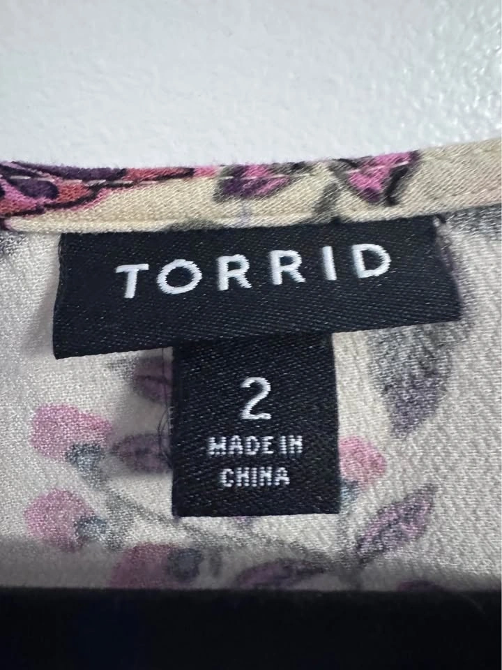 Torrid Size 2 Tops Bundle (3 Pieces) - photo 3