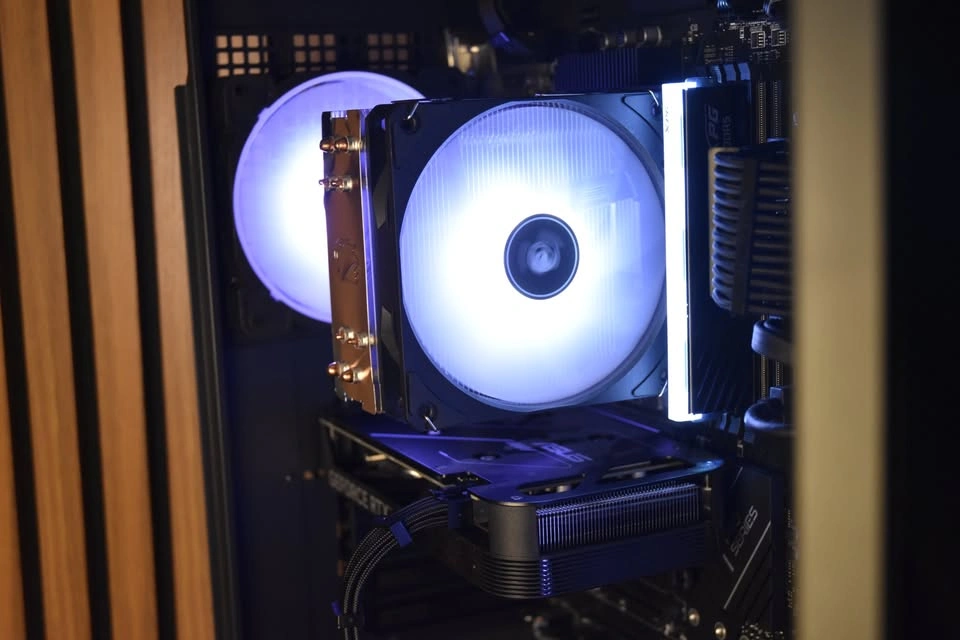 FULL 1440P GAMING SETUP - photo 4