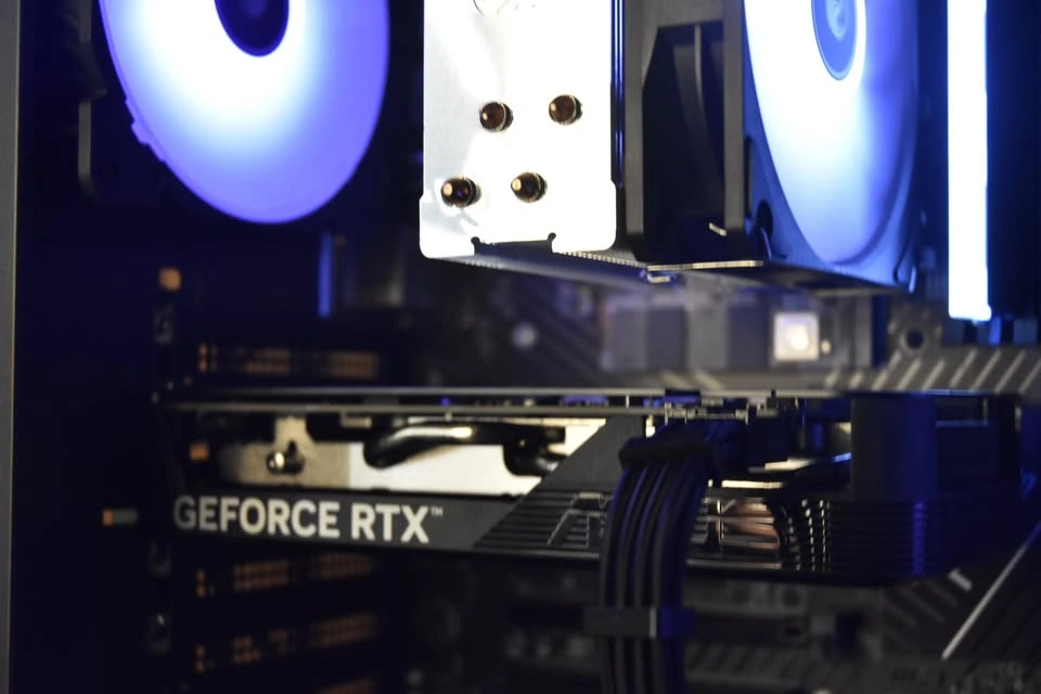 FULL 1440P GAMING SETUP - photo 5