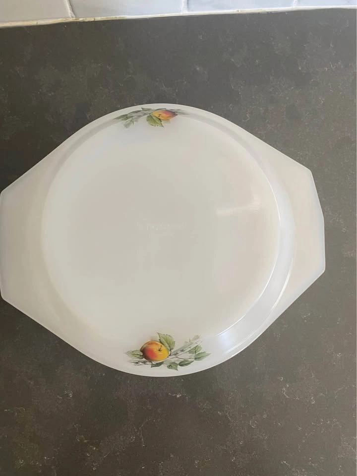 Vintage Arcopal France Fruits de France Milk Glass Casserole - photo 2