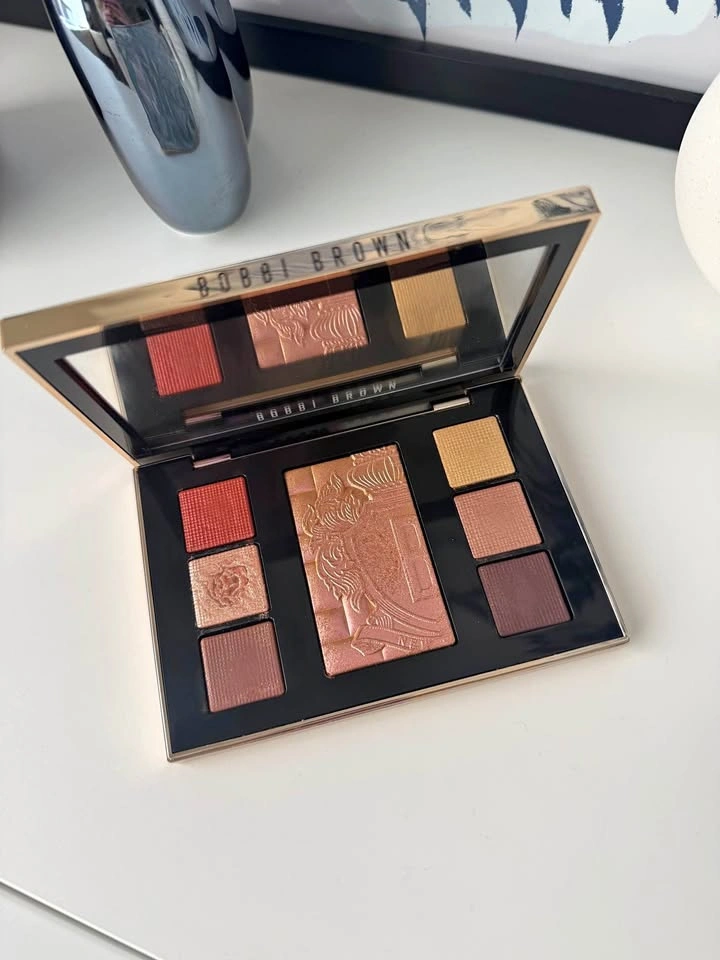 BOBBI BROWN Luxe Eye and Cheek Palette