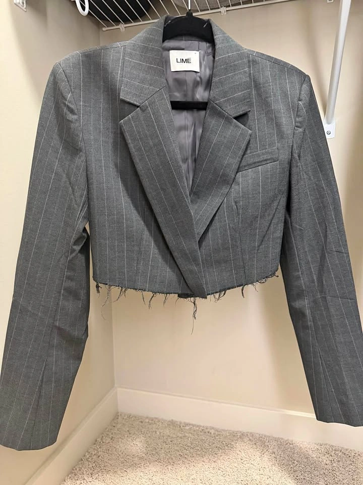 Cropped Pinstripe Blazer M