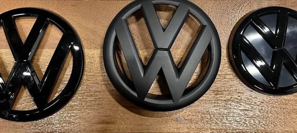 VW Emblems - Black & Carbon Fiber Look - photo 2