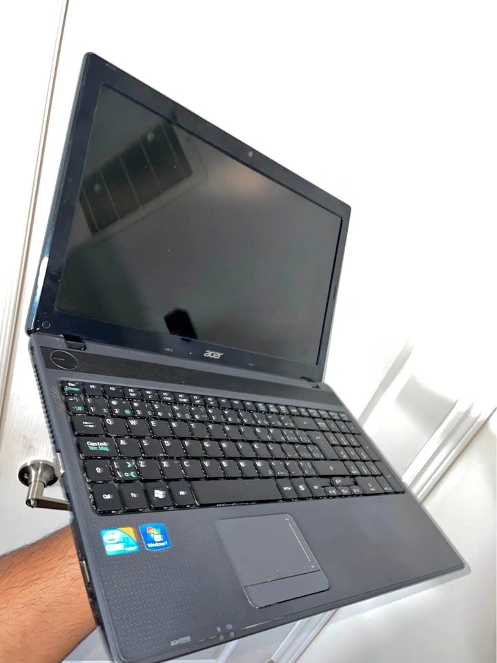 Acer Aspire 5733 Laptop
