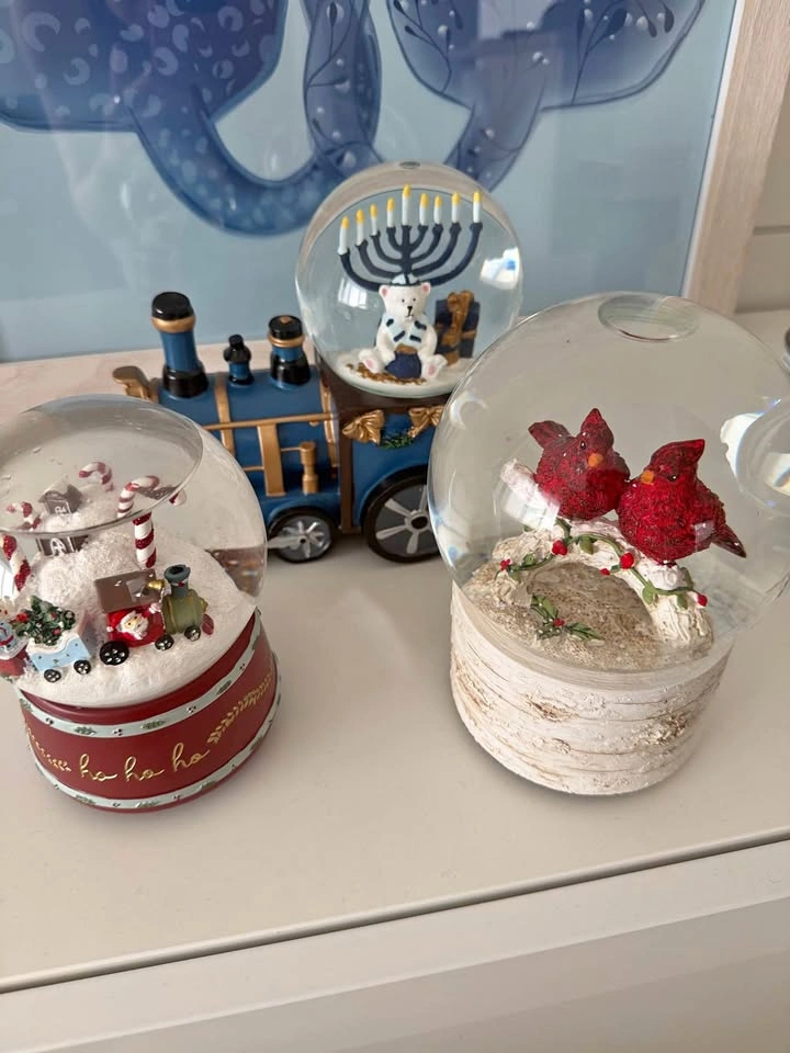 Snow Globe