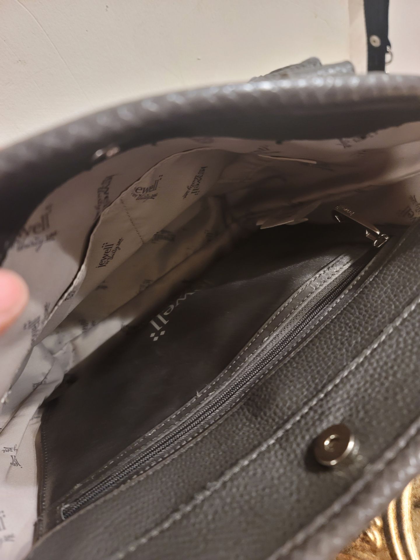 Jewell by Thirty-One City Charcoal Snake Crossbody Purse - photo 4
