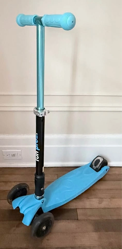 Fun Pro 3-Wheel Kids Scooter Foldable LED Wheels Teal - photo 2