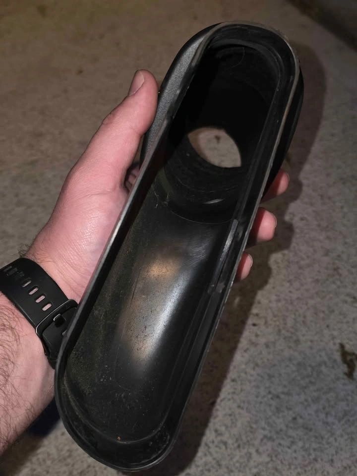 M278 intake tube pass. side - photo 3