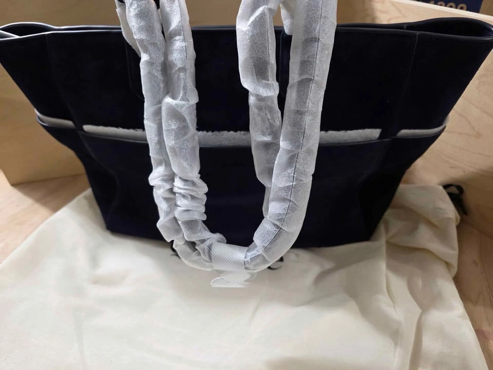 Italian Suede Shopper Tote - photo 2