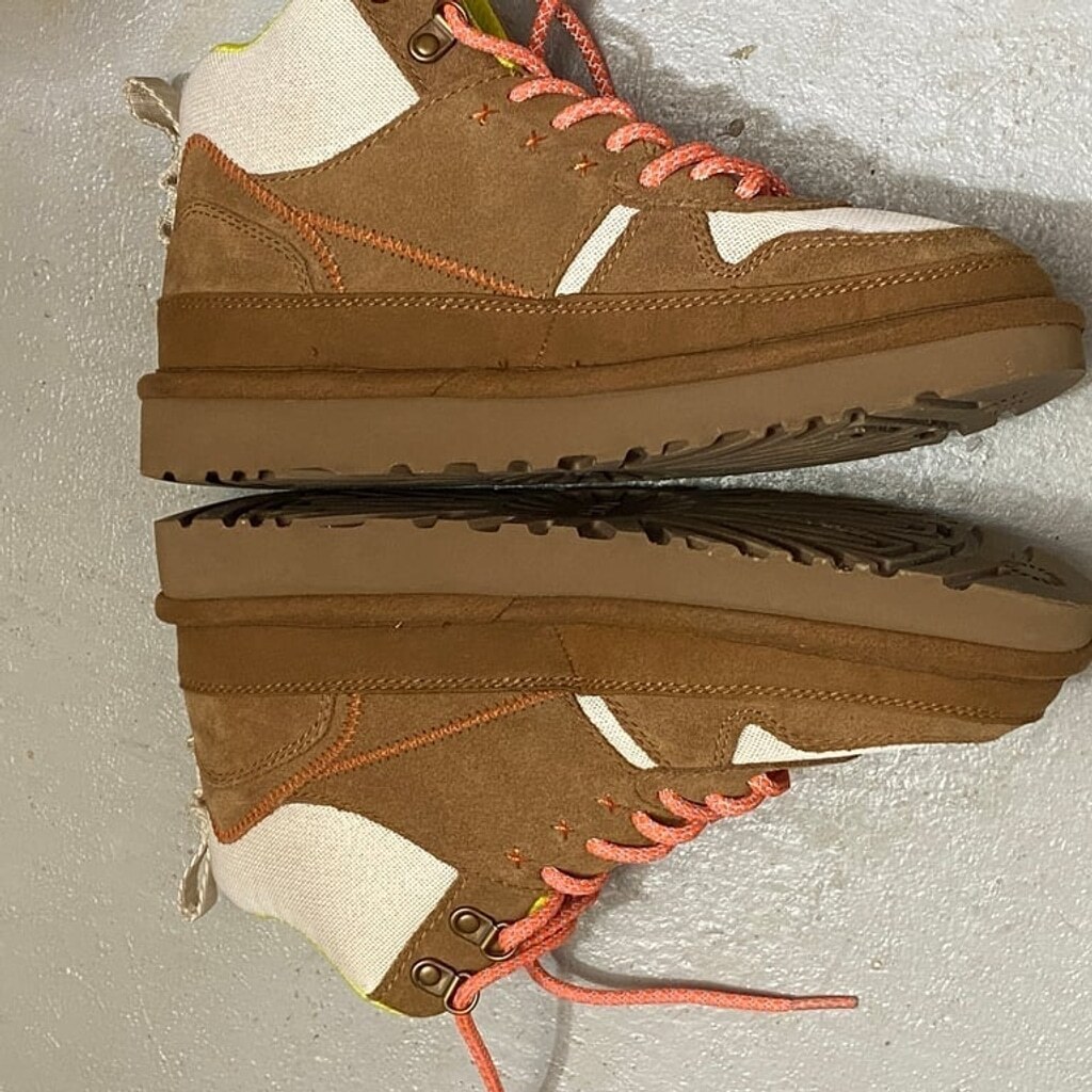 UGG Highland Hi Heritage Mesh Chestnut Shoes USW 7 USM 6
