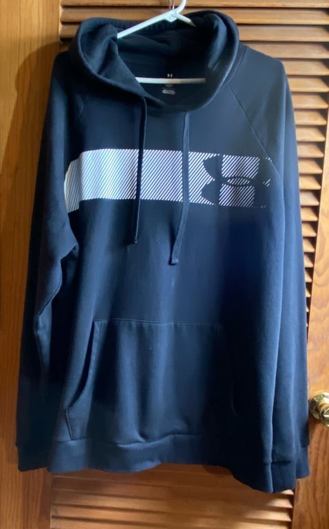 Under Armour Men's Graphic Hoodie