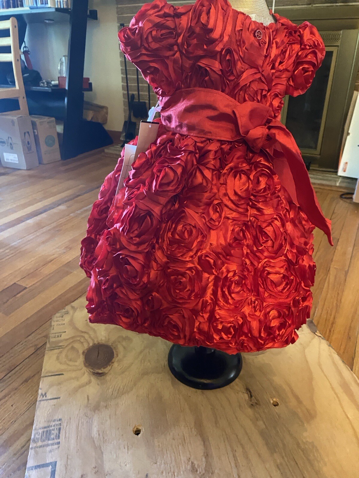 Pippa And Julie Girls Red Roses Dress Sz.18 Month NWT - photo 2