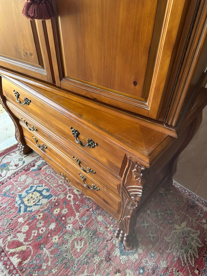 2 piece wood Armoire top & 3 drawer chest - photo 3