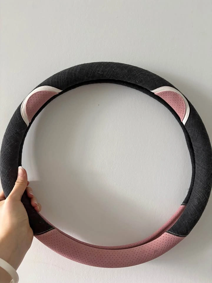 Black & Pink Steering Wheel Cover – Soft Grip