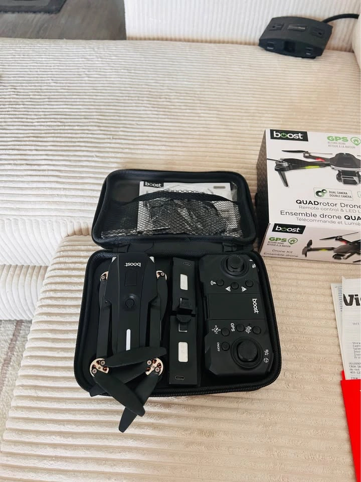 Like New Drone + Case + 3 Batteries + Warranty - photo 4