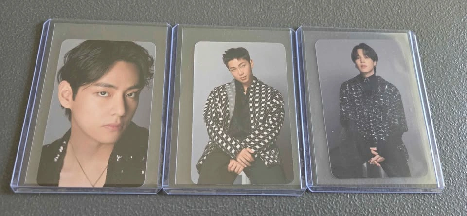 Selling BTS dicon photo cards - photo 3
