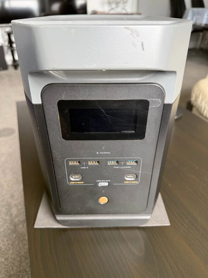 EcoFlow DELTA 2 Portable Power Station (For Parts) - photo 2