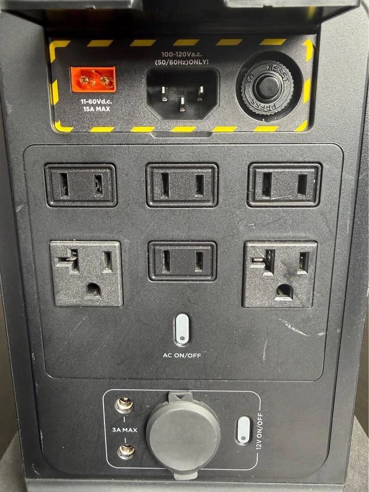 EcoFlow DELTA 2 Portable Power Station (For Parts) - photo 5