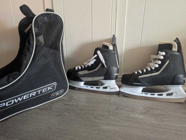 Winnwell AMP 300 Ice Skates (Size 7) - photo 3