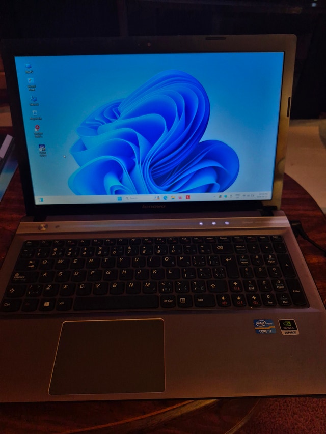 Lenovo P580 Laptop 15.6" I7-3520 16GB Ram SSD EVO 860 500GB