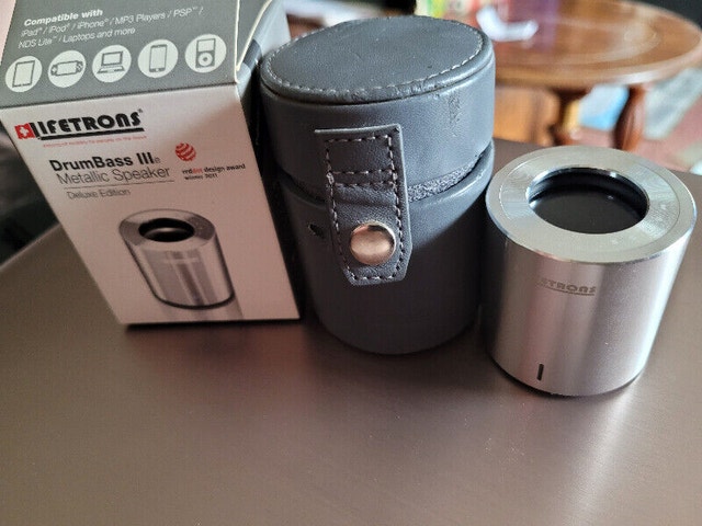 Lifetrons DrumBass III Rechargeable Speaker Metallic Body