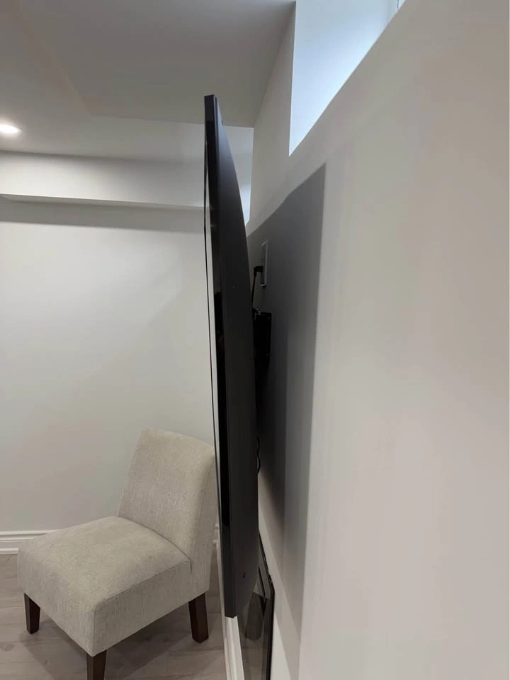 LG 65" 4K Smart UHD TV - photo 4