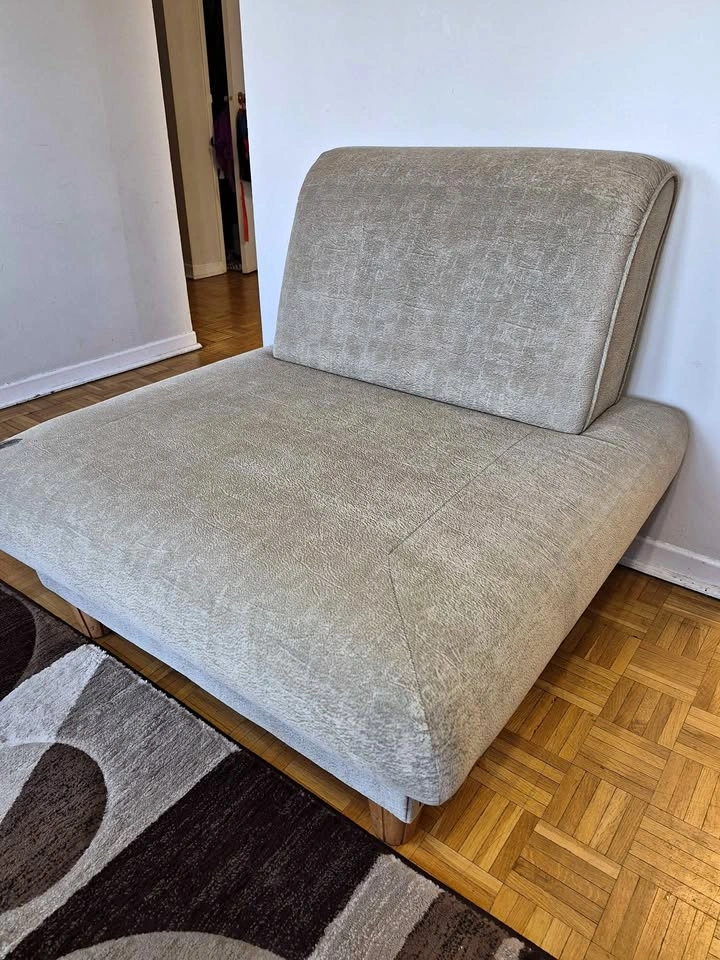 Shermag Normand Couture Caméléon Armless Chair