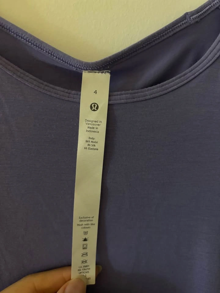 lululemon shoulder cut yoga tshirt - photo 3