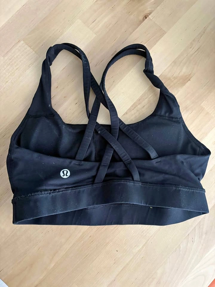 Lululemon Sports Bra – Size 4, Black
