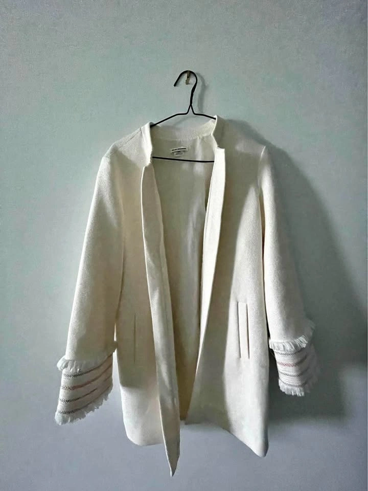 Club Monaco Cream Collarless Jacket – Size S