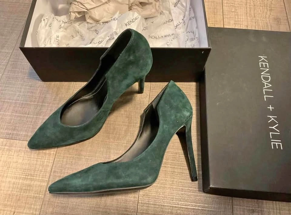 Kendall + Kylie Suede Heels – Size 6.5
