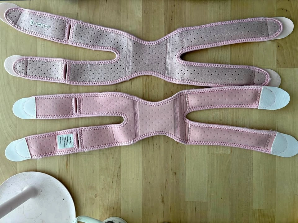 YOTTOY Pink Knee Support Bands (Set of 2)
