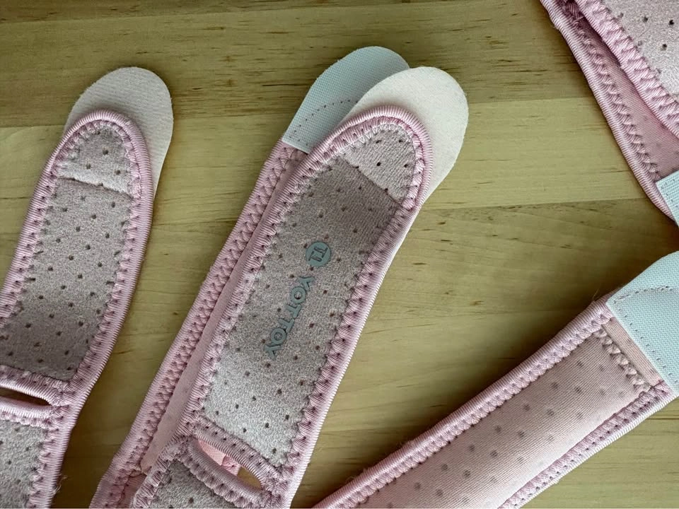 YOTTOY Pink Knee Support Bands (Set of 2) - photo 2