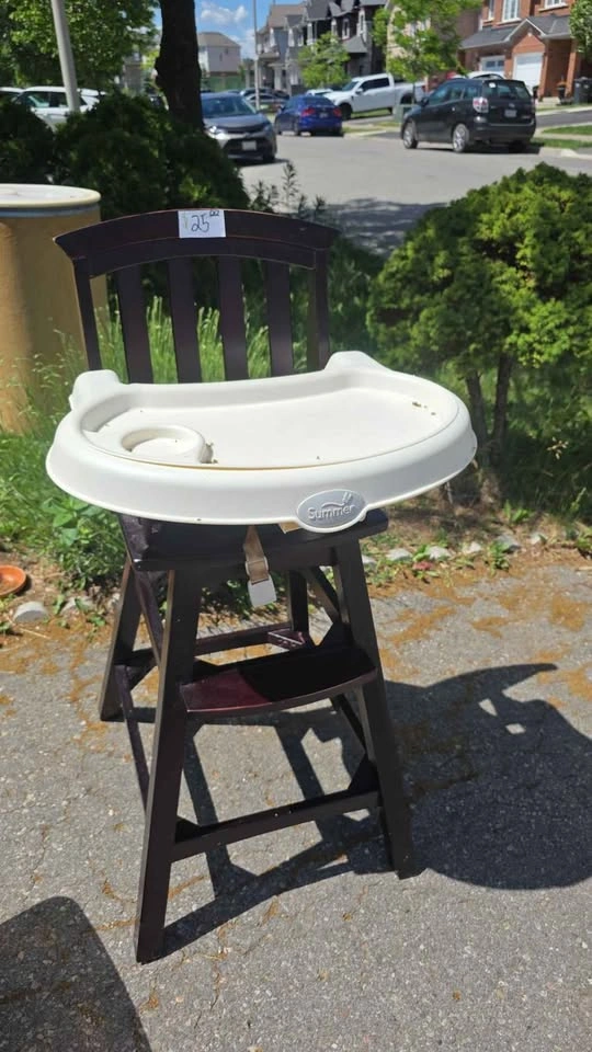 Wooden High Chair - photo 2