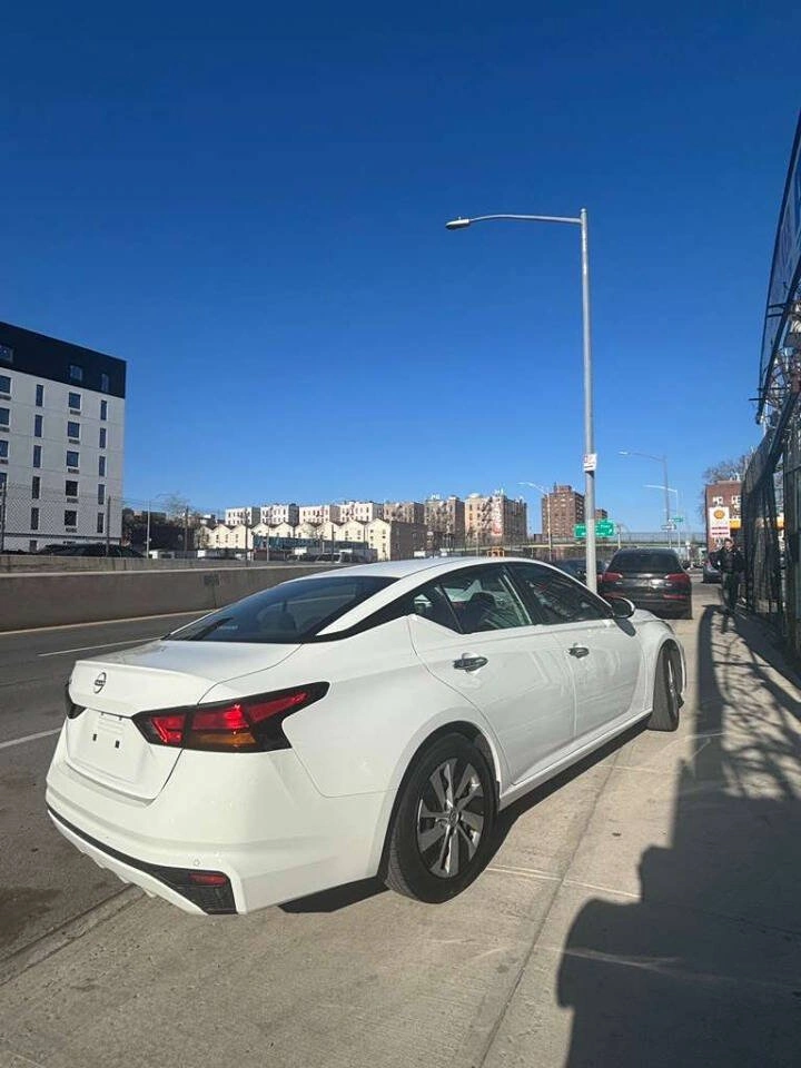 2023 Nissan Altima - photo 4