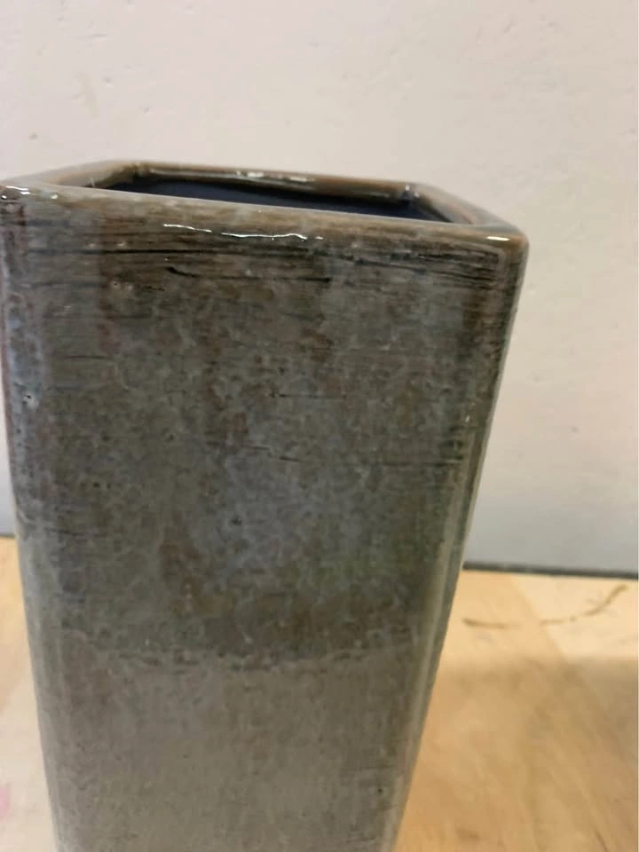 Set of 2 gray/green garden rectangular containers $40 - photo 4